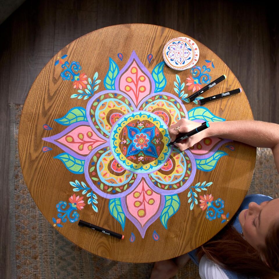 Sharpie Akrilik Markör Yuvarlak Uç Kırmızı