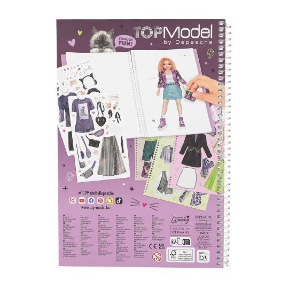 Top Model Büyük Çıkartma Kitabı Rebelki
