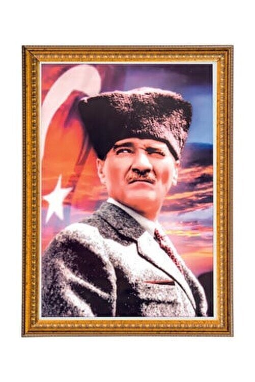 İnter 50x70 Varaklı Çerçeve Duvara Monte Atatürk Portresi