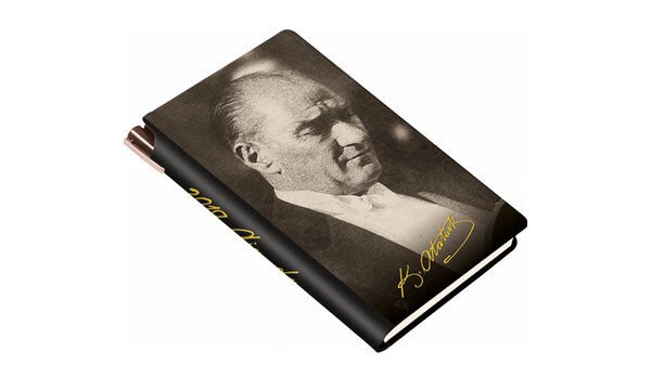 Gıpta 139-Akk Atatürk 13x21 Günlük Ajanda