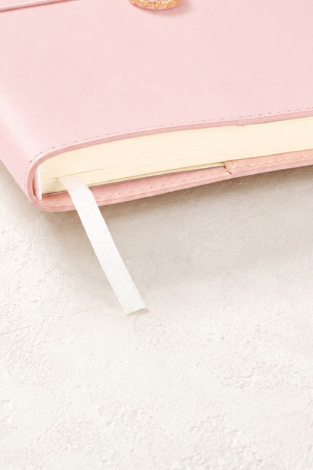 Victoria'S Journals Charm Çiçek Defter A5 96 Yaprak 100 Gr Ivory Noktalı Pembe