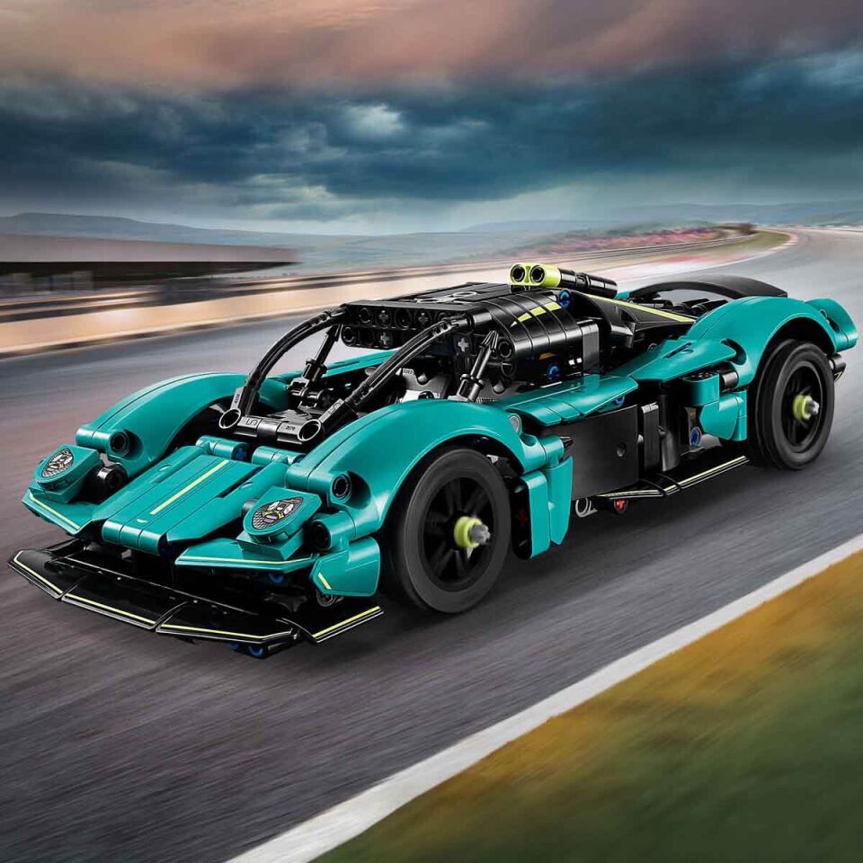 Lego Aston Martin Valkyrie