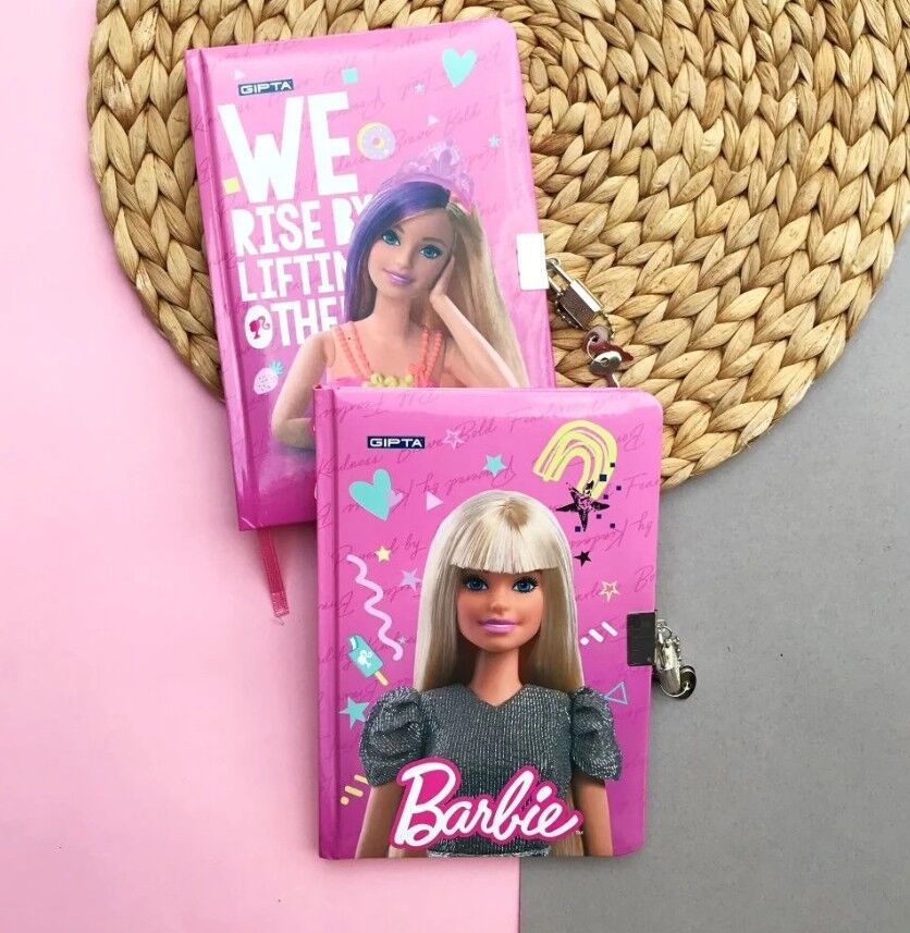 Gıpta Barbie Kilitli İp Dikiş Sert Kapak Hatıra Defteri 14x20 96 Yaprak