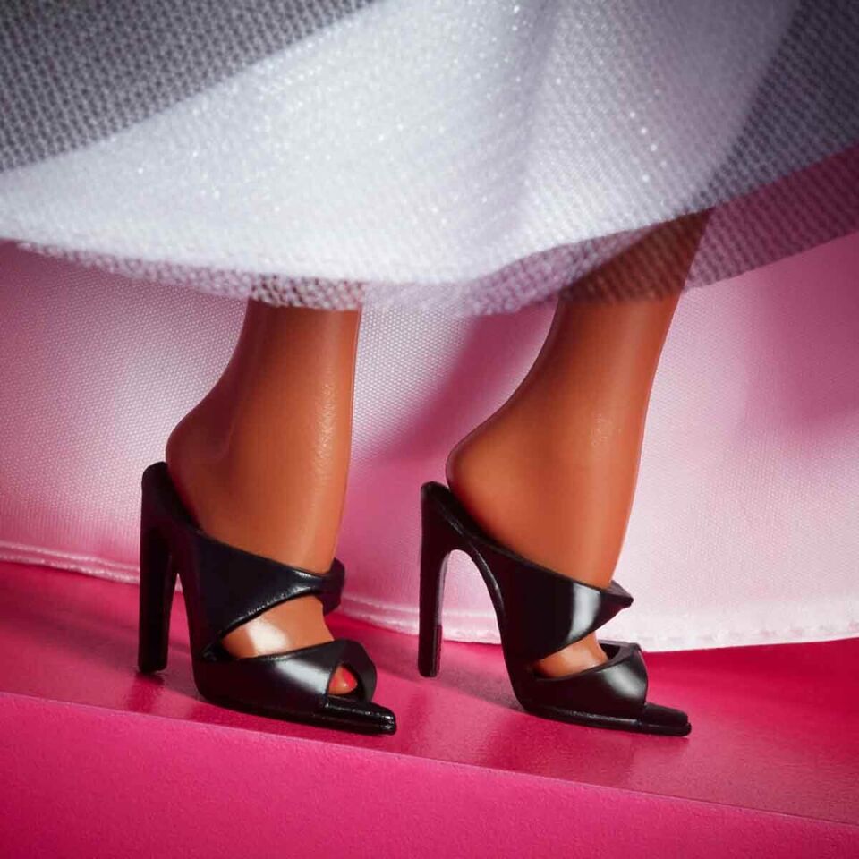 Barbie 65.Yıl Özel Koleksiyon Bebeği Brunette