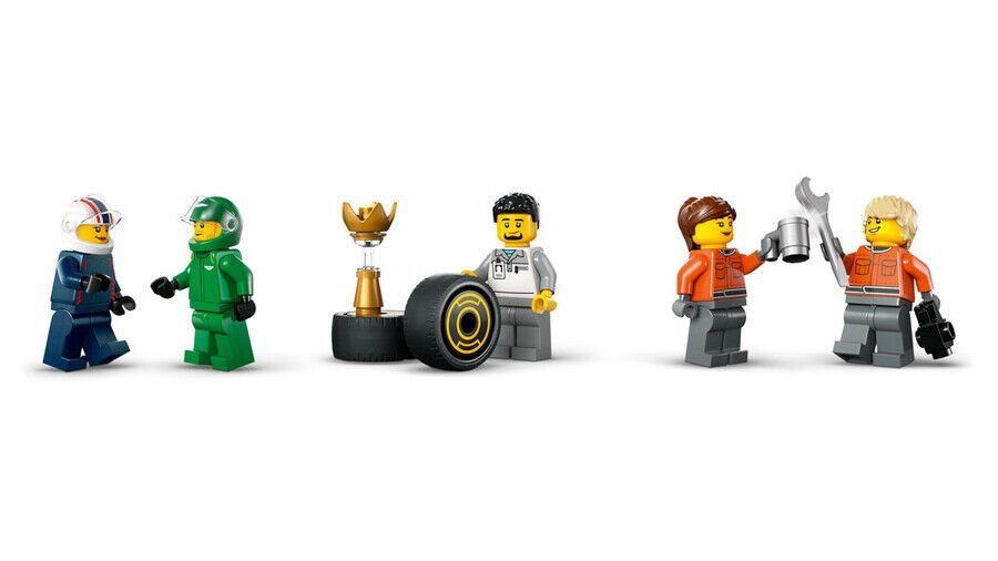 Lego City F1 Kamyon Rb20 Ve Amr24 