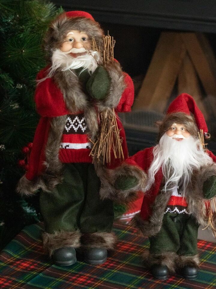 Astaş Cali Tasiyan Noel Baba 35 Cm