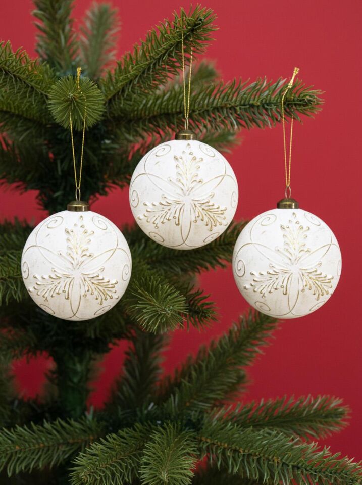 Astaş Retro Altın İşlemeli Yılbaşı Topu Beyaz 8 Cm 3 Lü