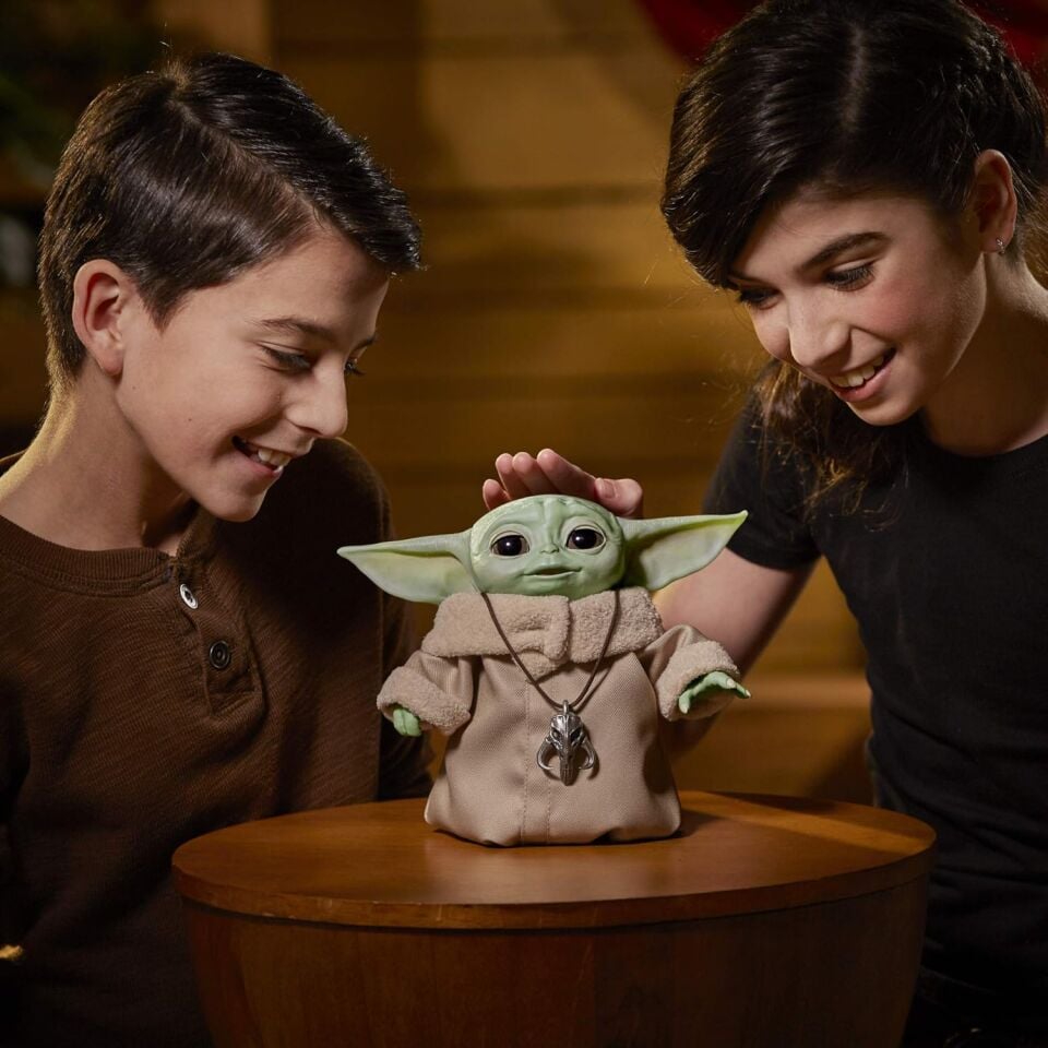 Hasbro Star Wars The Child Animatronic Edition
