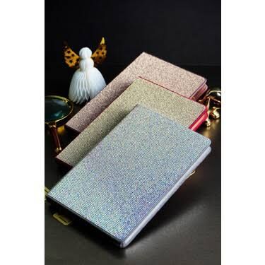 Victorias Journals Diamont Sert Kapak Defter A5 80 Yaprak İvory Çizgili Altın