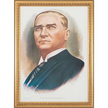 İnter 50x70 Varaklı Çerçeve Duvara Monte Atatürk Portresi