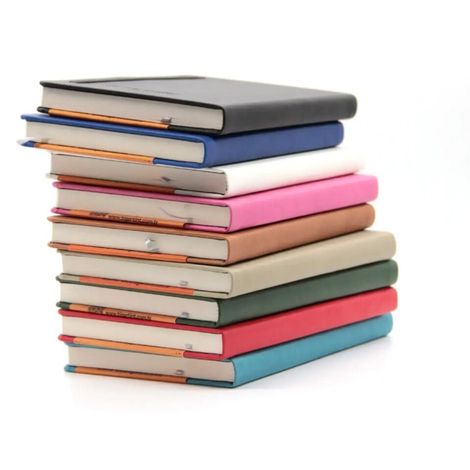 Güven Art Tigertint Eskiz Defteri Sert Kapak 90 Gr A5 80 Yaprak Kırmızı