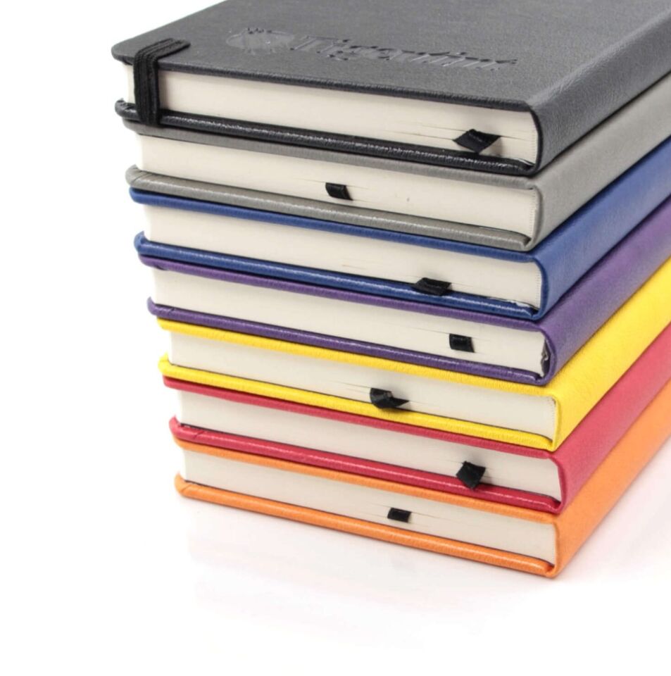 Güven Art Tigertint Eskiz Defteri Sert Kapak 140 Gr A5 80 Yaprak Kırmızı