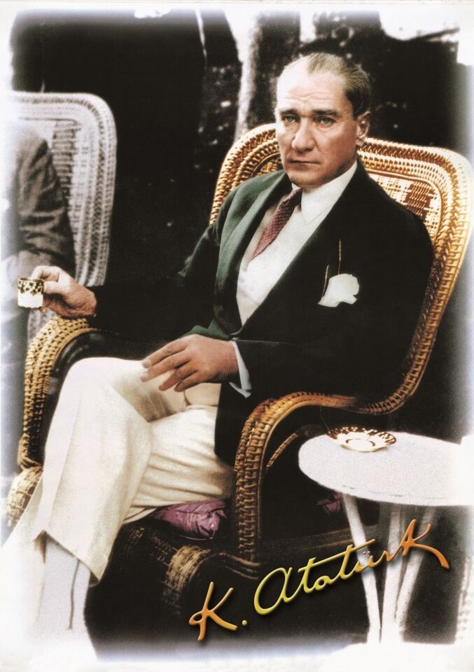 Ks Games Puzzle 1000 Parça Kahve İçen Atatürk