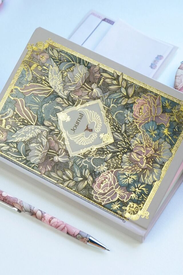 Victorias Journals Sert Kapak Defter 13x18 Cm 128 Sayfa Ayna Tükenmez Kalem Potit Set