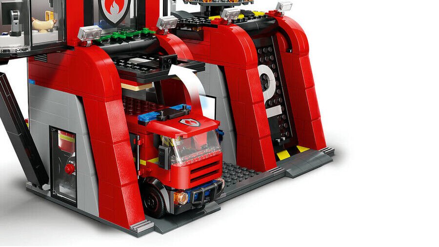 Lego İtfaiye Kamyonlu İtfaiye Merkezi 